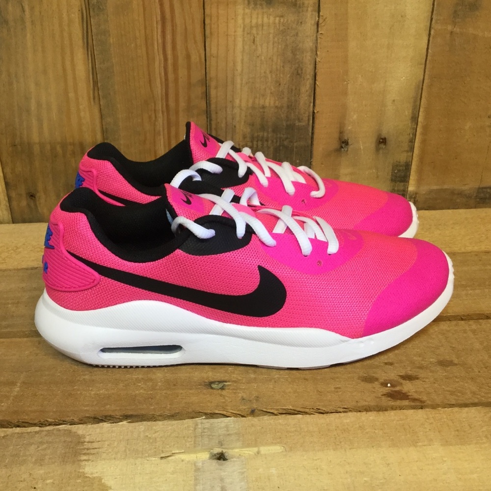 Women’s Air Max Oketo